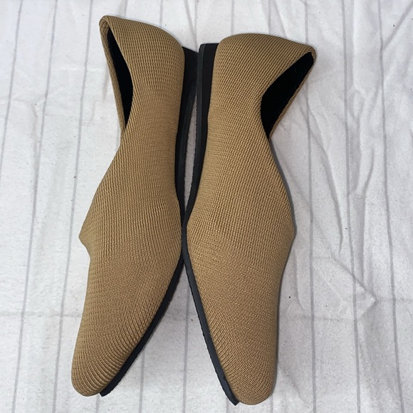 WAPS Women Camel Mustard Yellow Slip-On Flats, Cushioned Lightweight Flats,Size9 - Picture 9 of 11